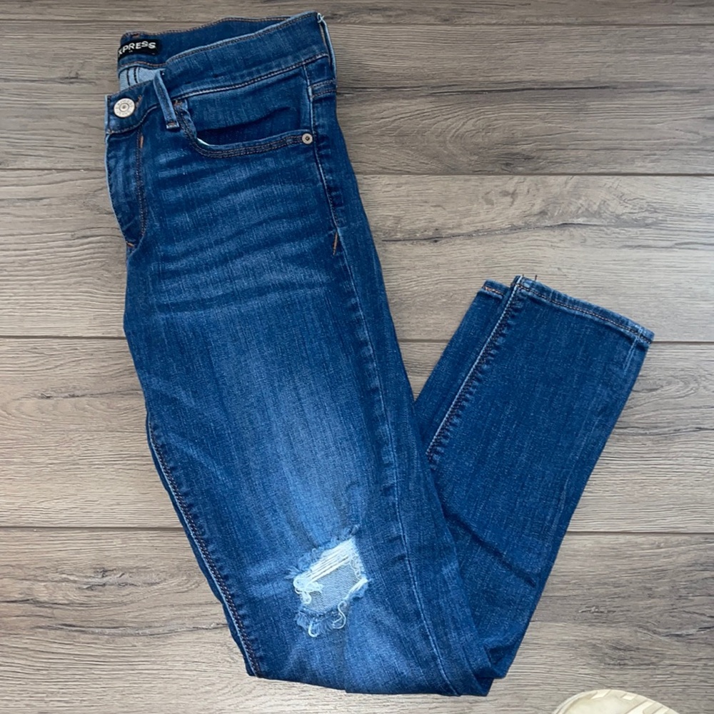 Distressed express jeans